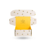 White mailer boxes UK