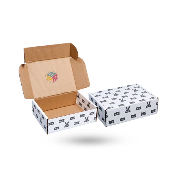 white mailer boxes